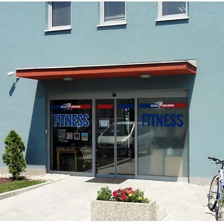 Отель Mariana Gaborika